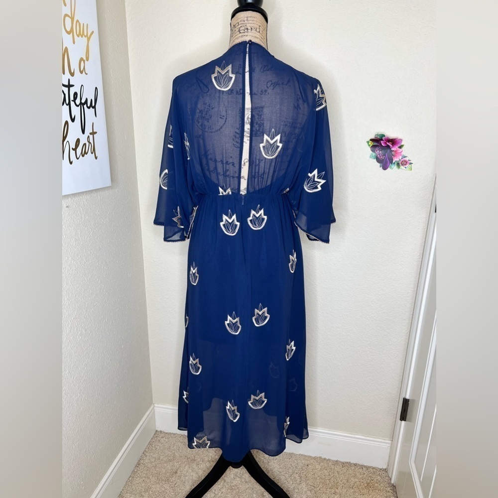 Stevie May Embroidered Leaf Dress V Neck, Lined, Empire Waist Open Back Size XS - Picture 10 of 16
